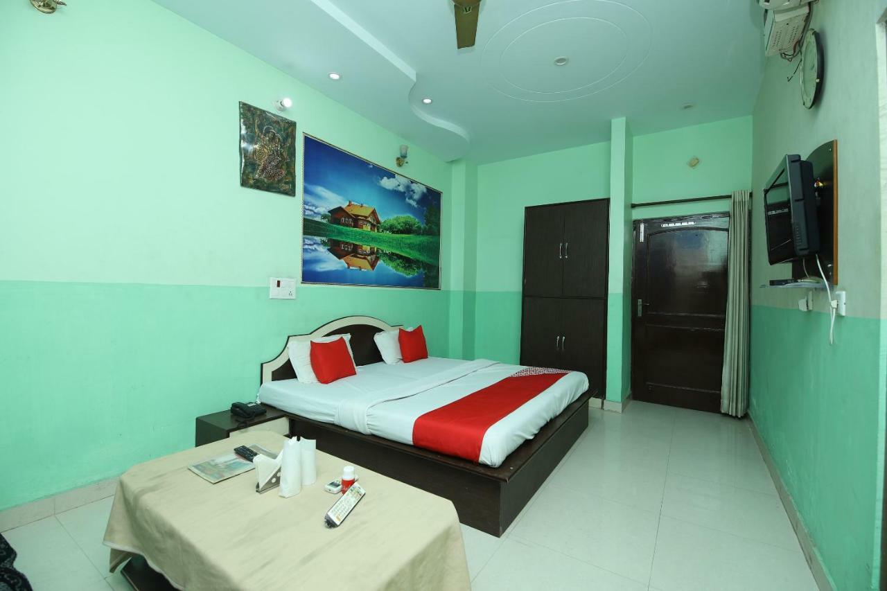Hotel Deep Palace Jind Esterno foto