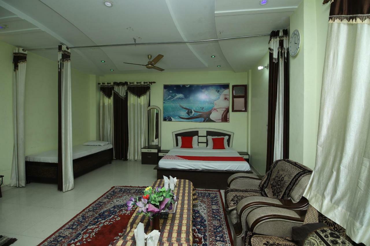Hotel Deep Palace Jind Esterno foto