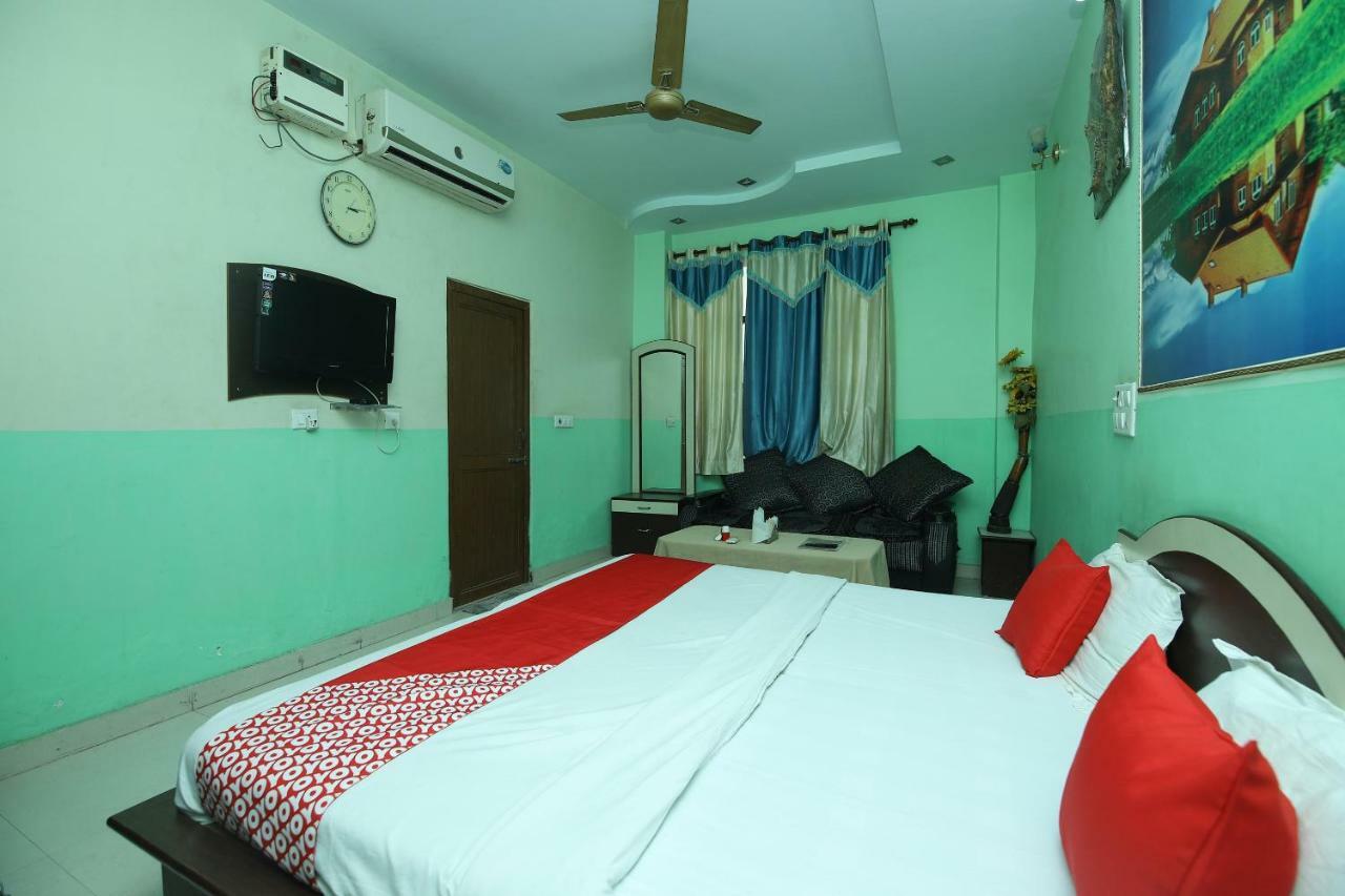 Hotel Deep Palace Jind Esterno foto