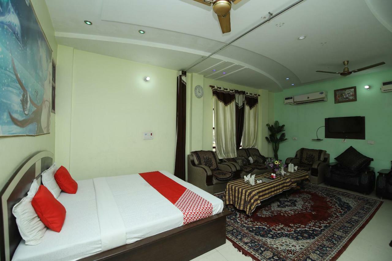 Hotel Deep Palace Jind Esterno foto